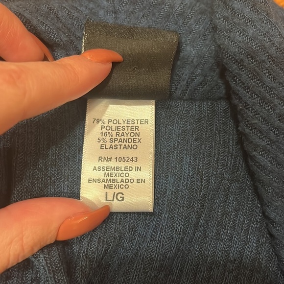 Bobeau Woman’s Blue Cardigan Size L - Picture 5 of 5